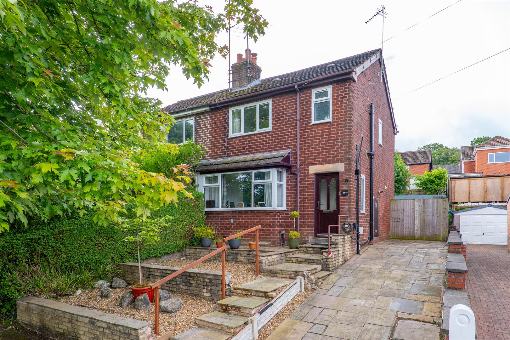 3 bed property in Hennel Lane, Walton-Le-Dale